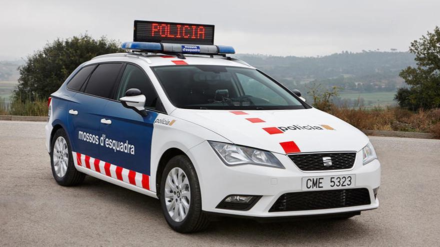 Dos detinguts reincidents per robar amb força a l&#039;interior de vehicles a Figueres