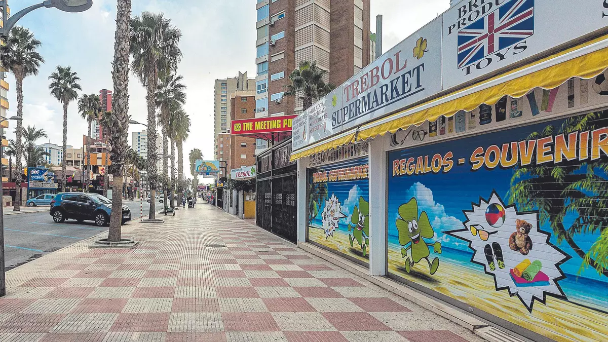 Benidorm, Orihuela y Torrevieja controlan la pandemia, pero Elche no doblega la curva