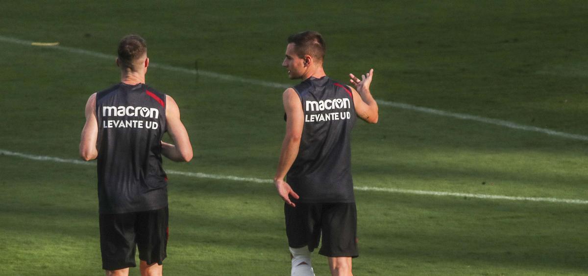 Entrenamiento del Levante previo al partido del Celta