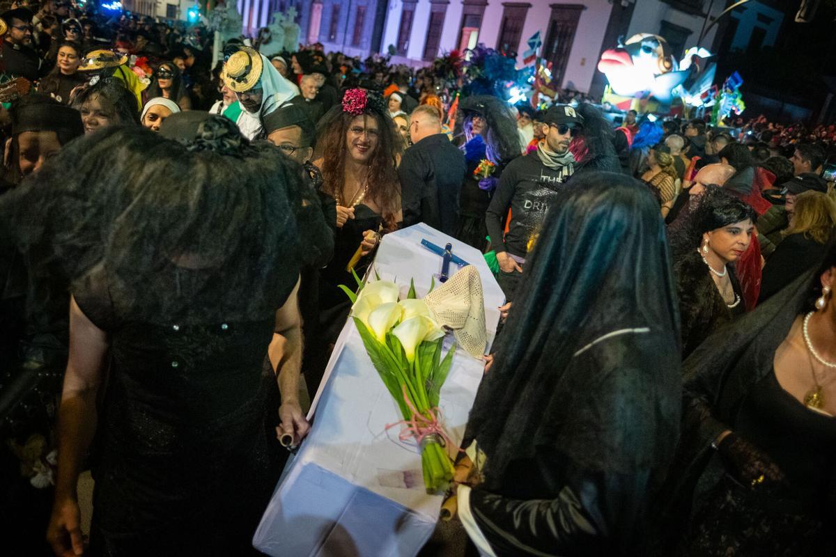 Entierro de la Sardina del Carnaval de Santa Cruz de Tenerife 26