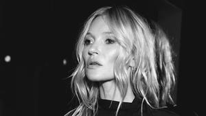Kate Moss lanzará una colección cápsula de trajes de fiesta con Zara.