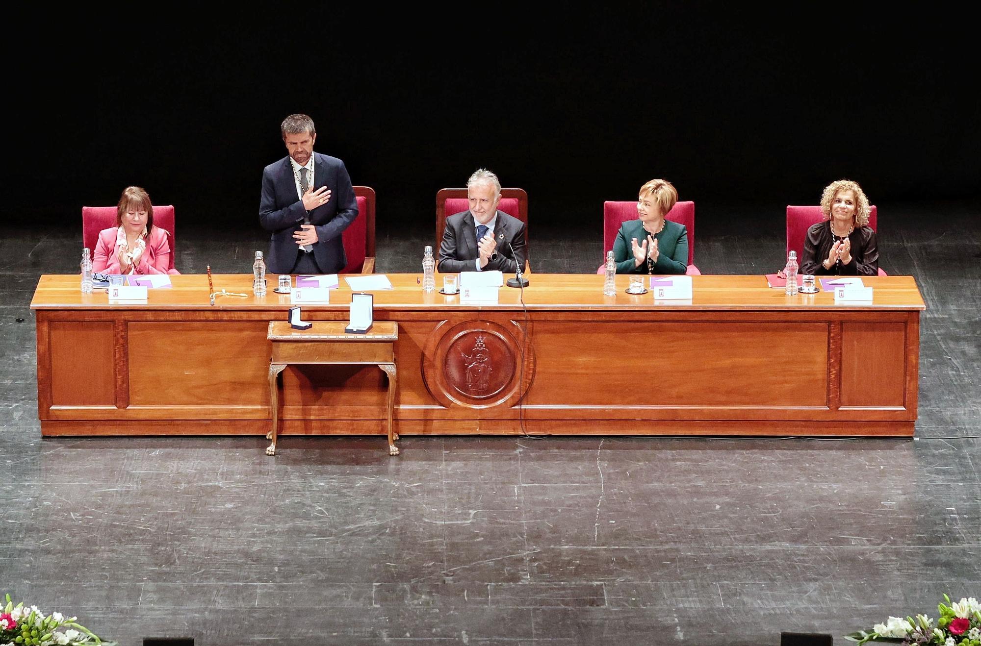 Toma de posesión del nuevo rector de la ULL