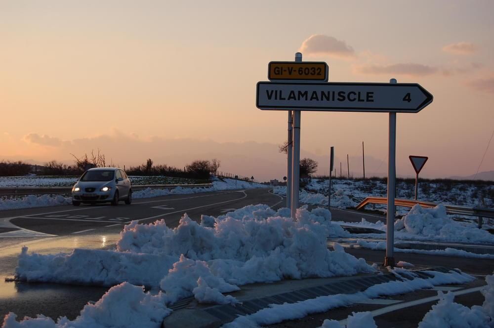 La neu va emblanquinar tota la comarca