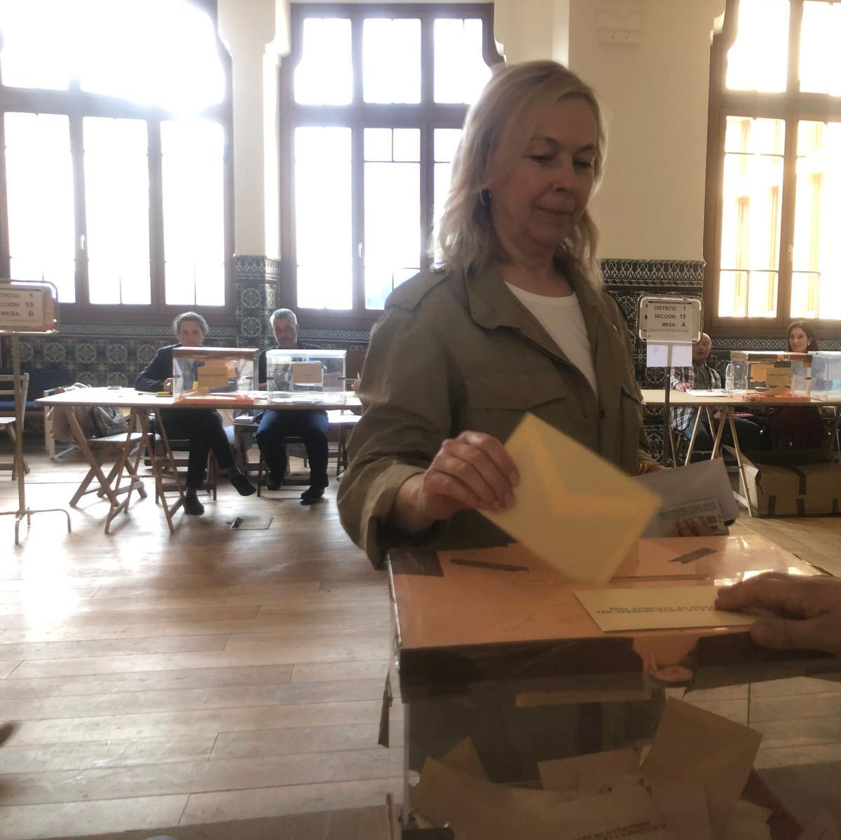 En imágenes: Gijón elige a sus representantes para los próximos cuatro años