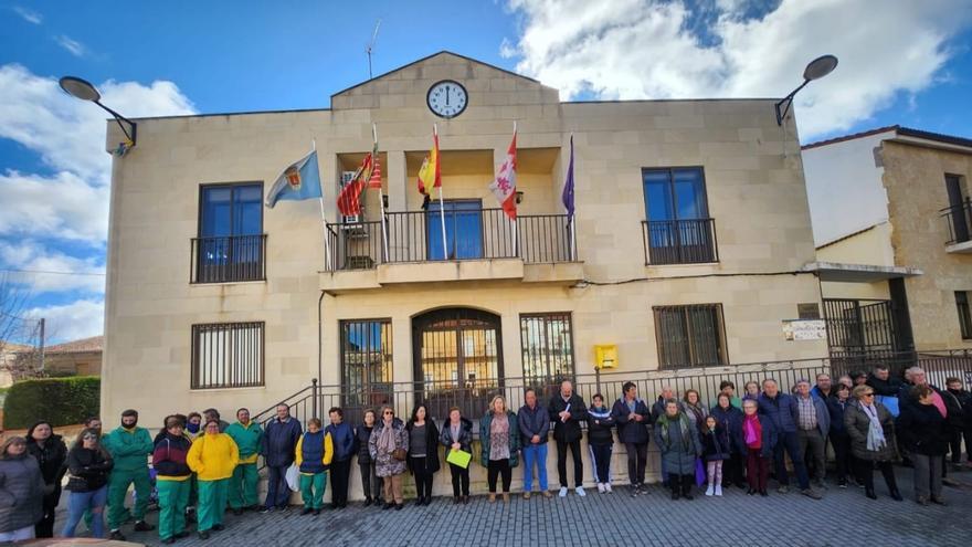 Pueblos de Zamora condenan la muerte de los guardas civiles en Barbate