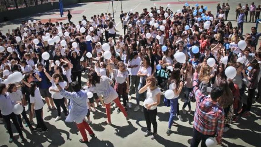 Imagen de una de las concentraciones de protesta en la Salle.