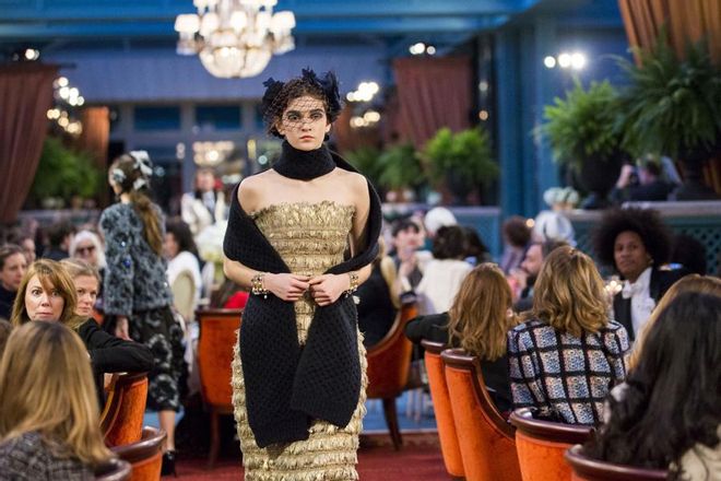Chanel, Paris Cosmopolite 2016/2017 conquista París