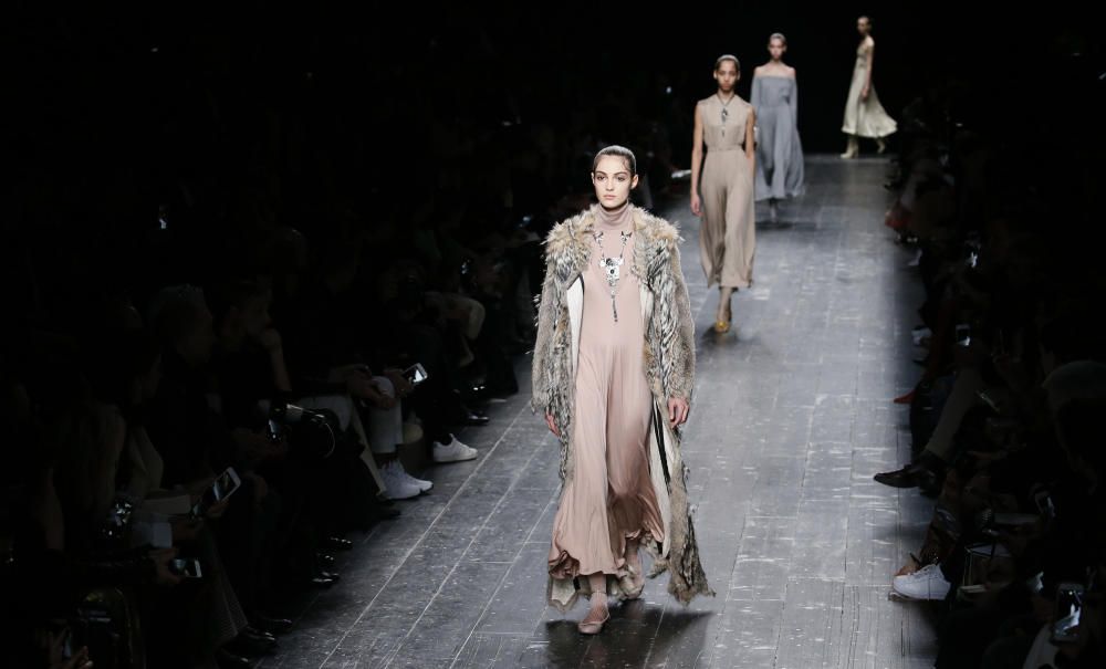 Desfile de Valentino en París