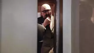 Las 12 horas más frenéticas de Koldo: enchufes, mordidas, amaños, charla con un presidente y albóndigas de microondas