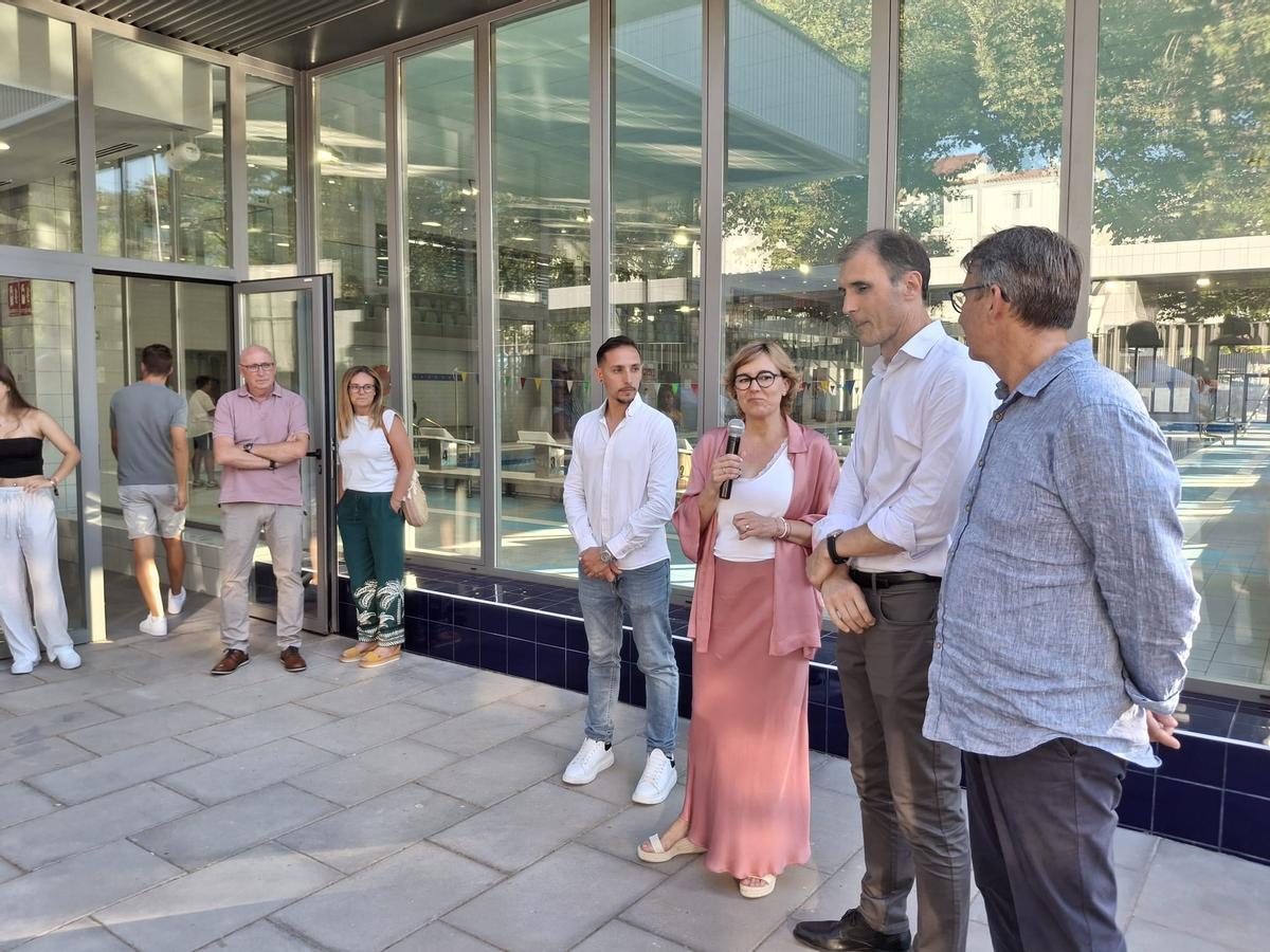 Día histórico en Xàbia: abre la piscina climatizada tras más de 20 años de reivindicarla (imágenes)