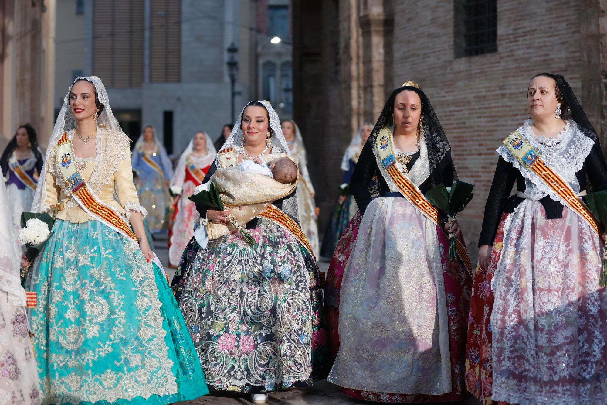 Todas las fotos de la Ofrenda del 17 de marzo por la calle de la Paz de 18:00 a 19:00 horas
