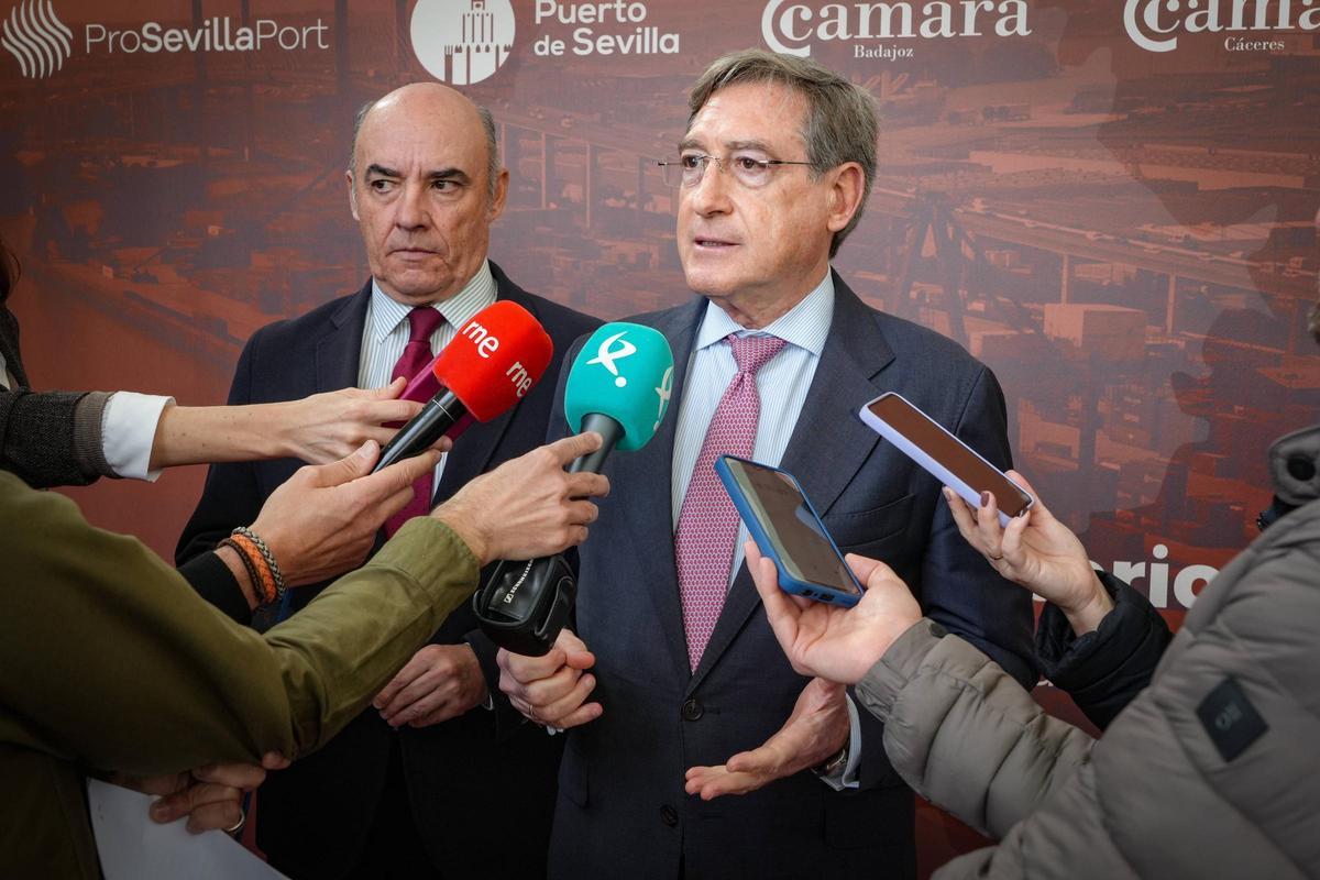 El presidente de la Autoridad Portuaria de Sevilla, Rafael Carmona Ruiz.