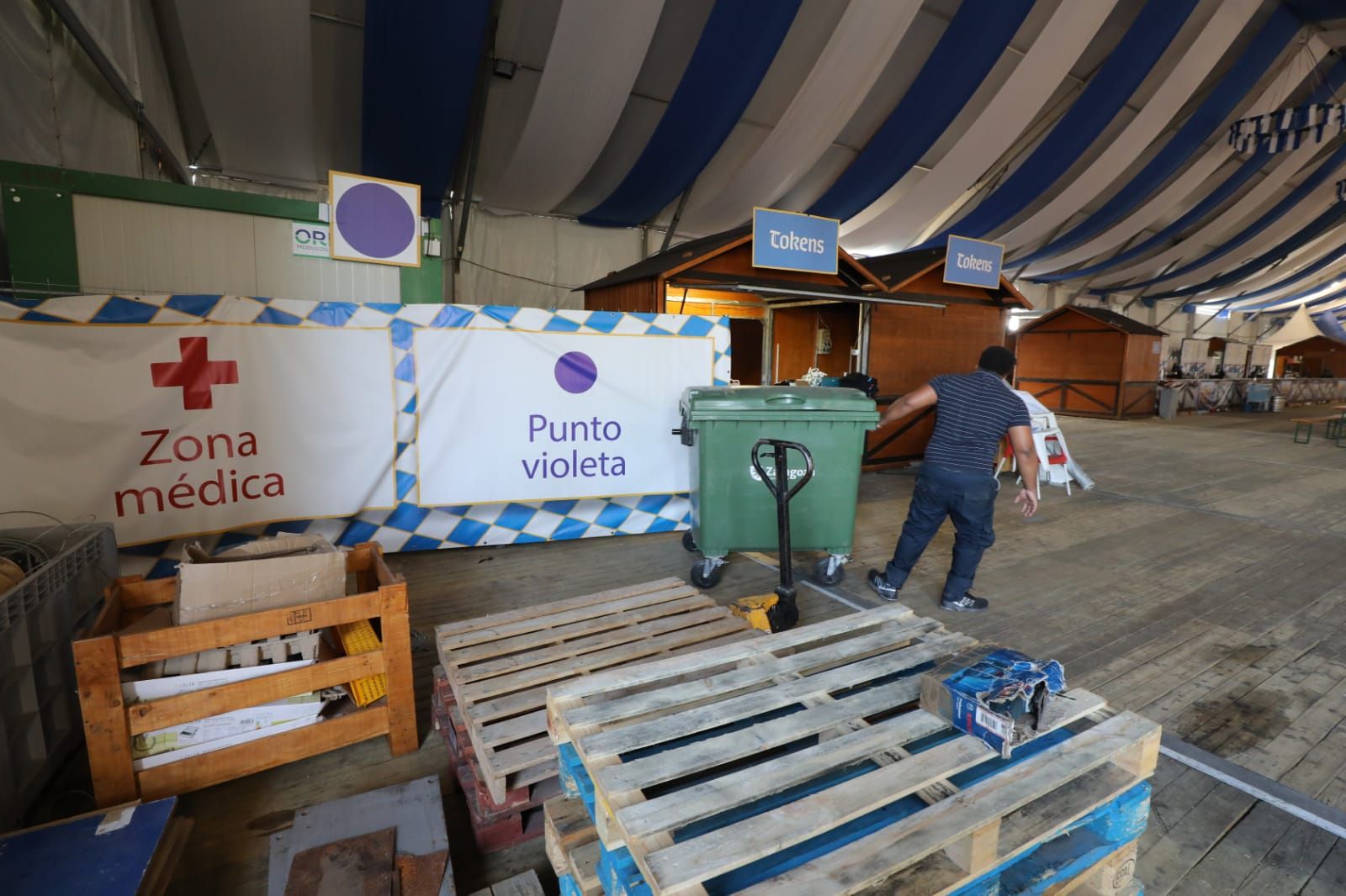 En imágenes | El recinto ferial se prepara para las inminentes Fiestas del Pilar