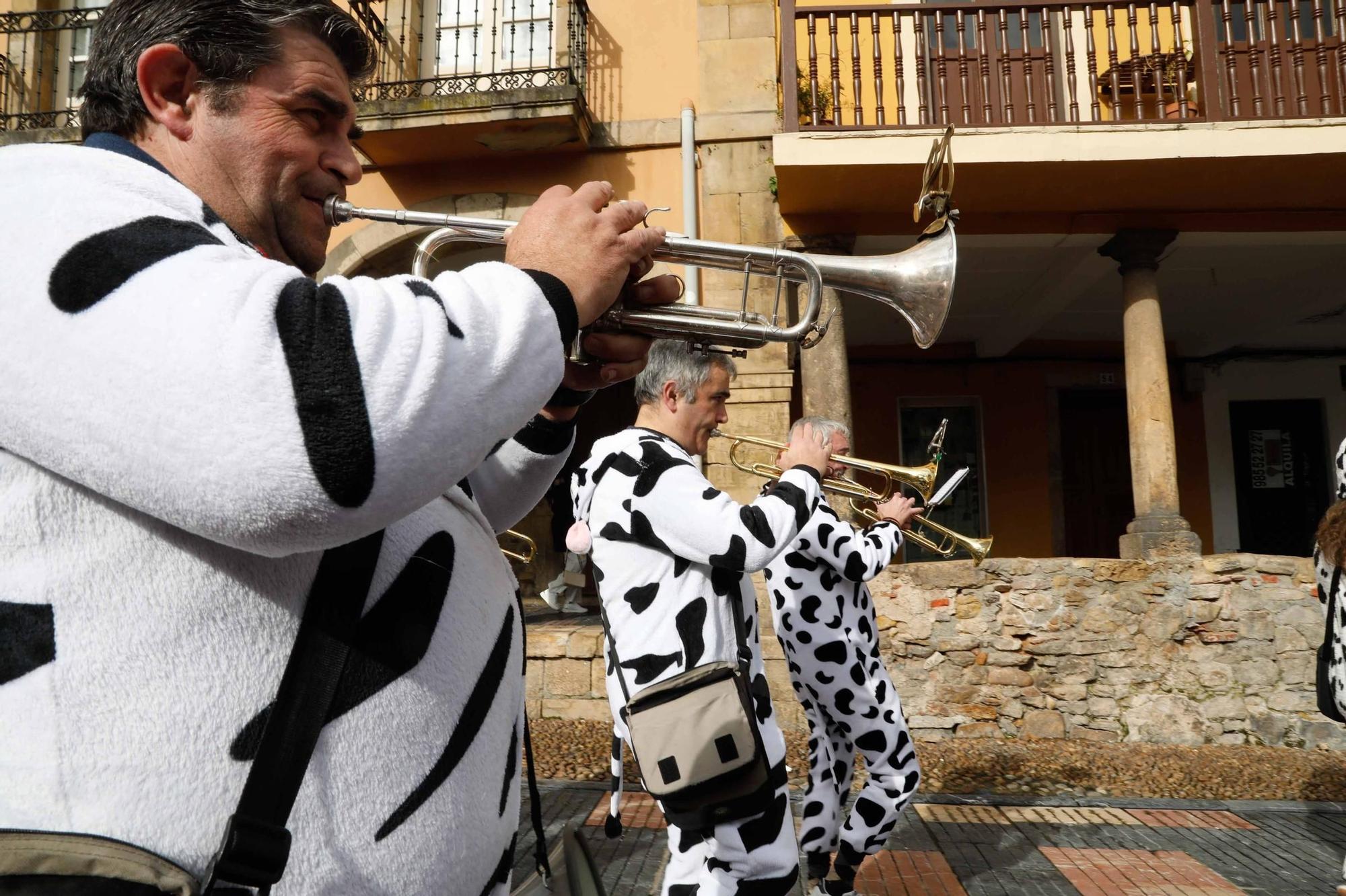 EN IMÁGENES: El Antroxu tradicional en Avilés