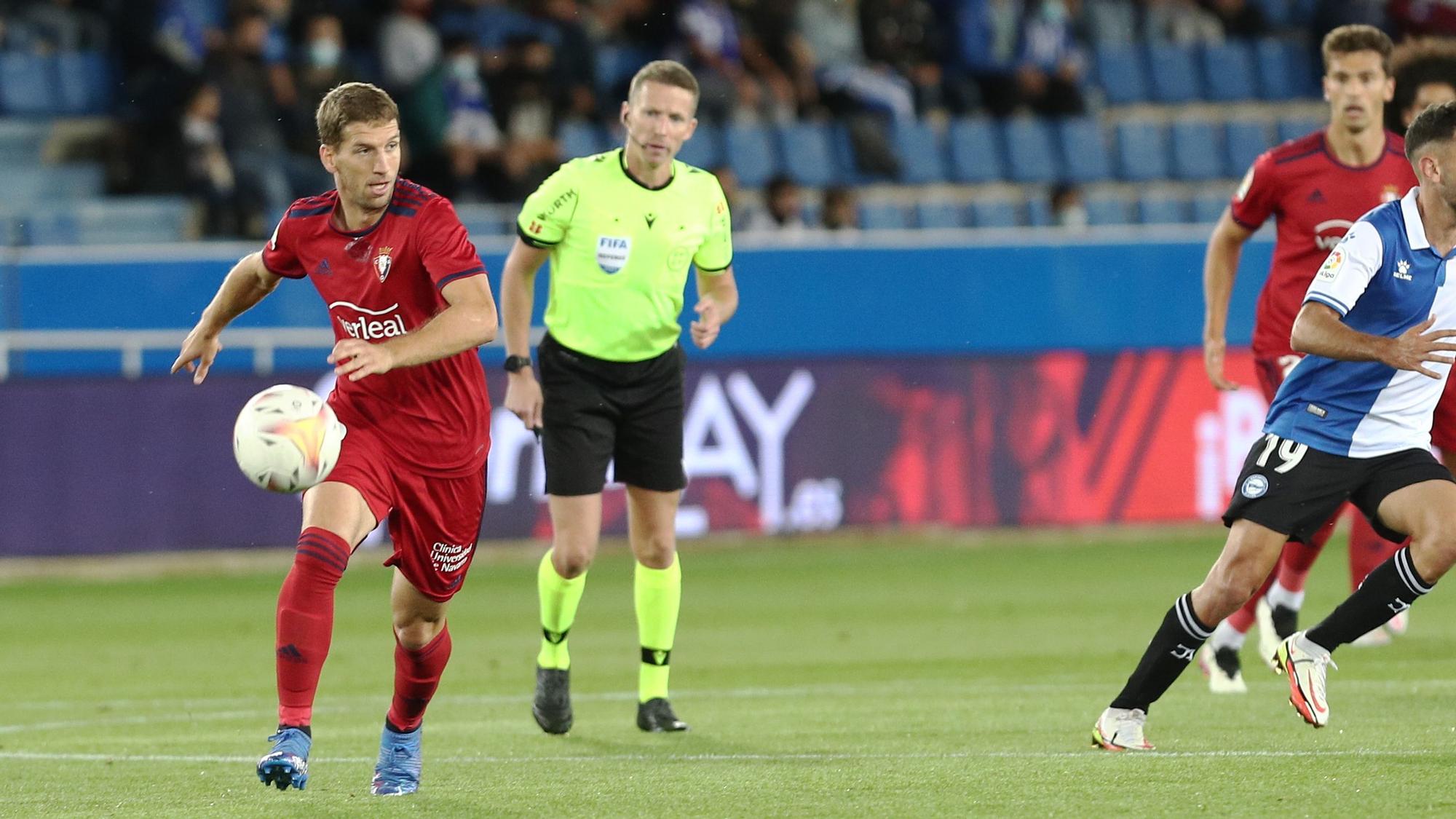 Brasanac, indiscutible en la medular de Osasuna