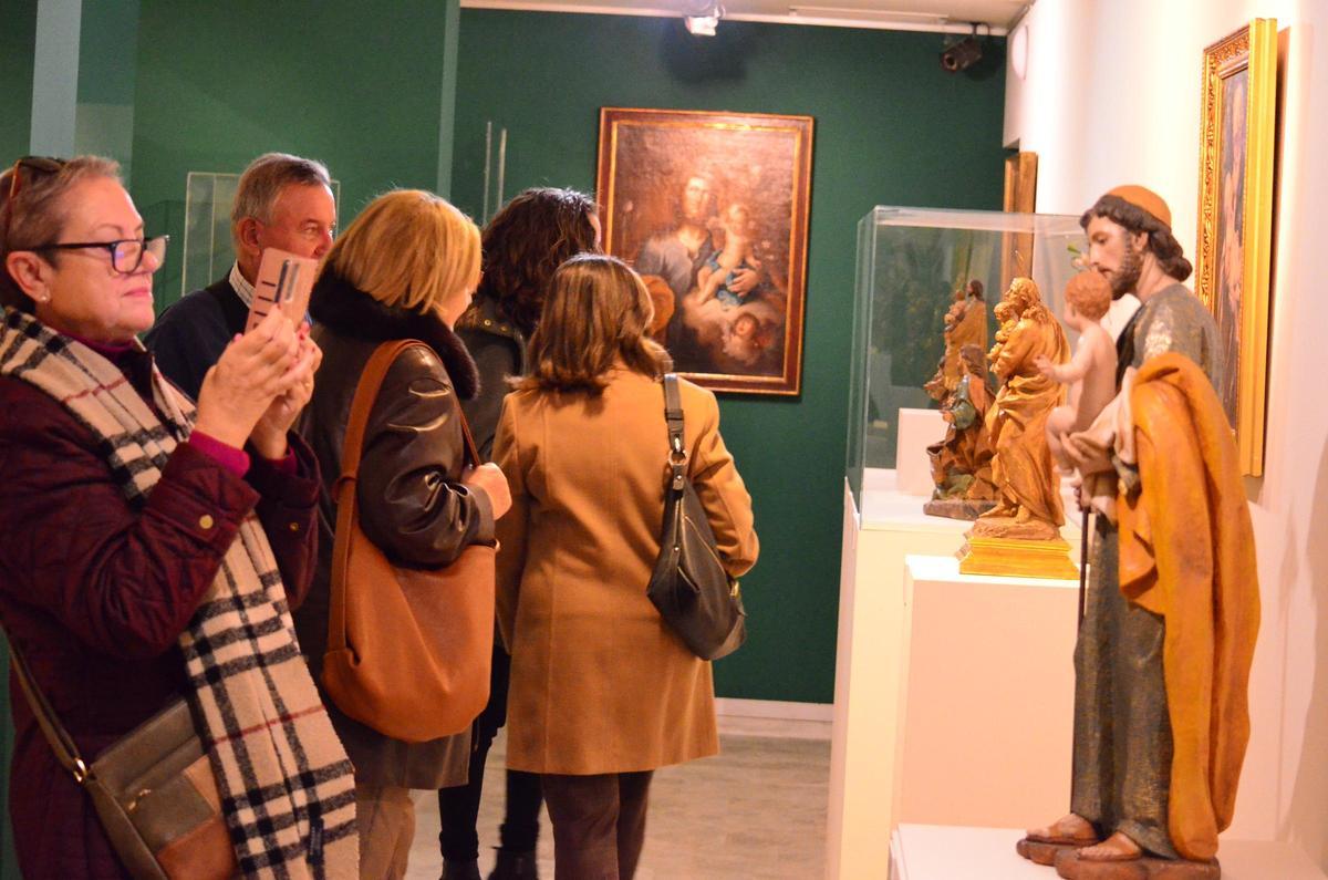 Un instante de la presentación de la exposición en la 'sala de temporales' del Museo Salzillo