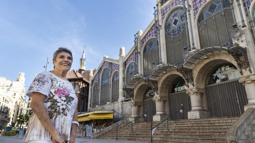 Vuelve a València la hija del dibujante fusilado por satirizar a Franco homosexual