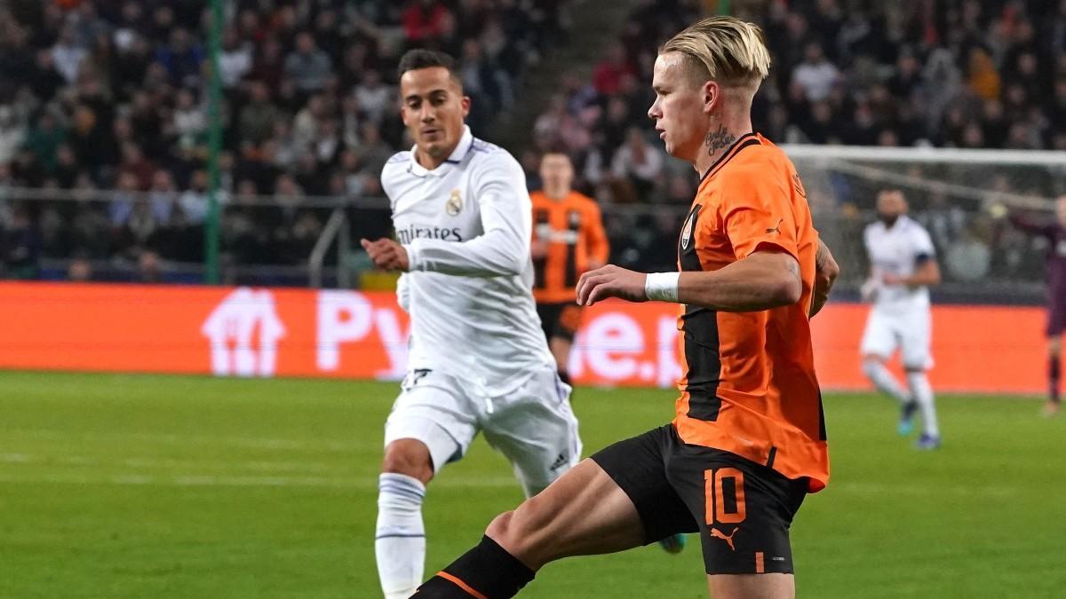 Lucas Vázquez, en un lance del partido contra el Shakhtar
