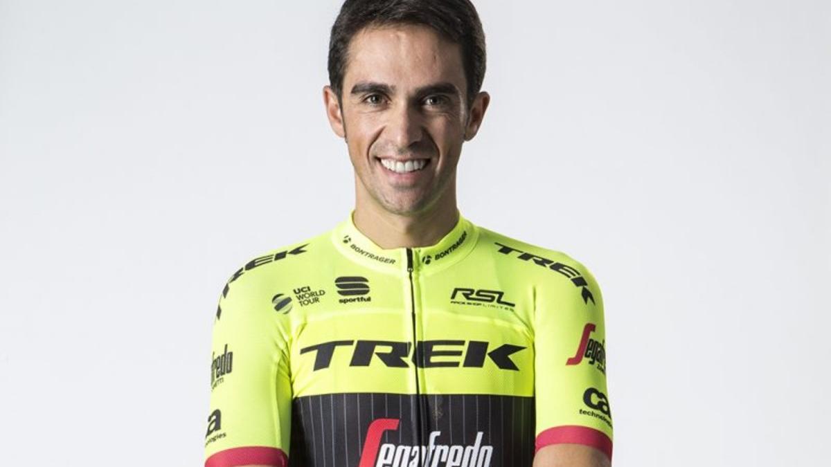 Alberto Contador, con su nuevo uniforme