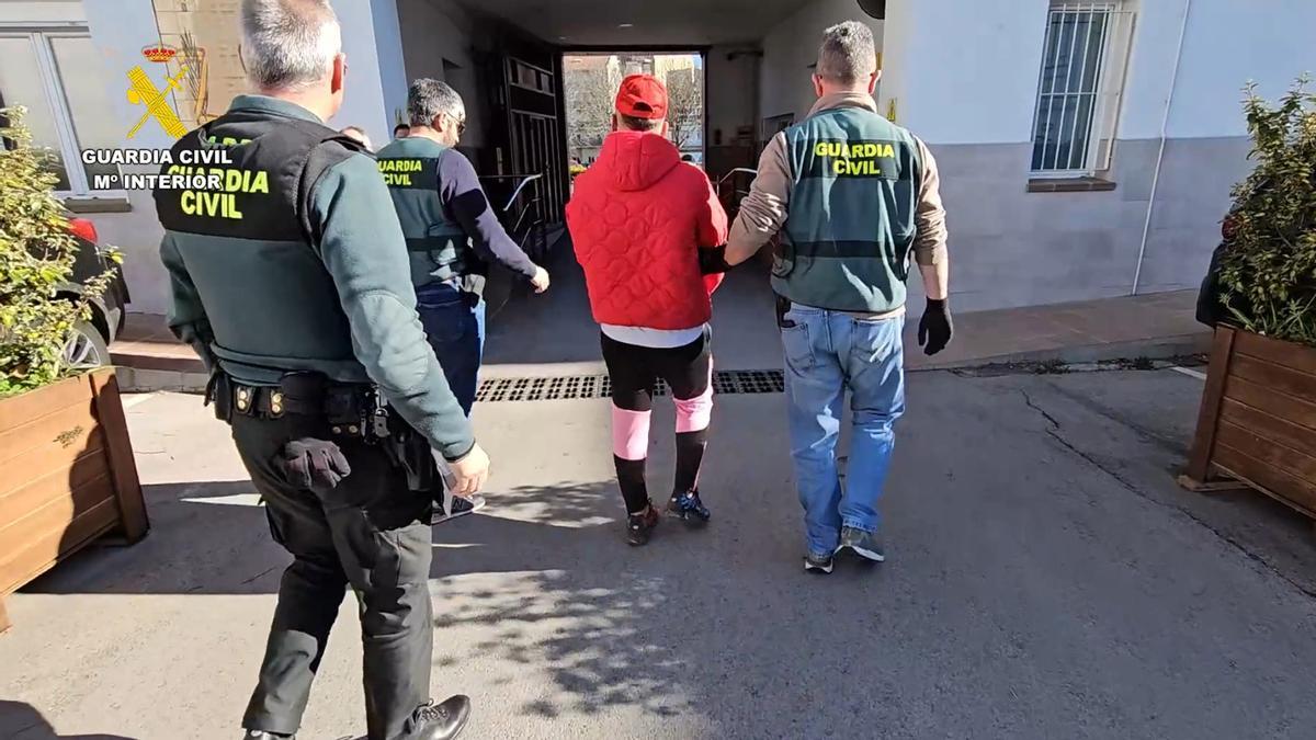 Detenido por difundir vídeos de agresiones entre menores por una app de mensajería instantánea