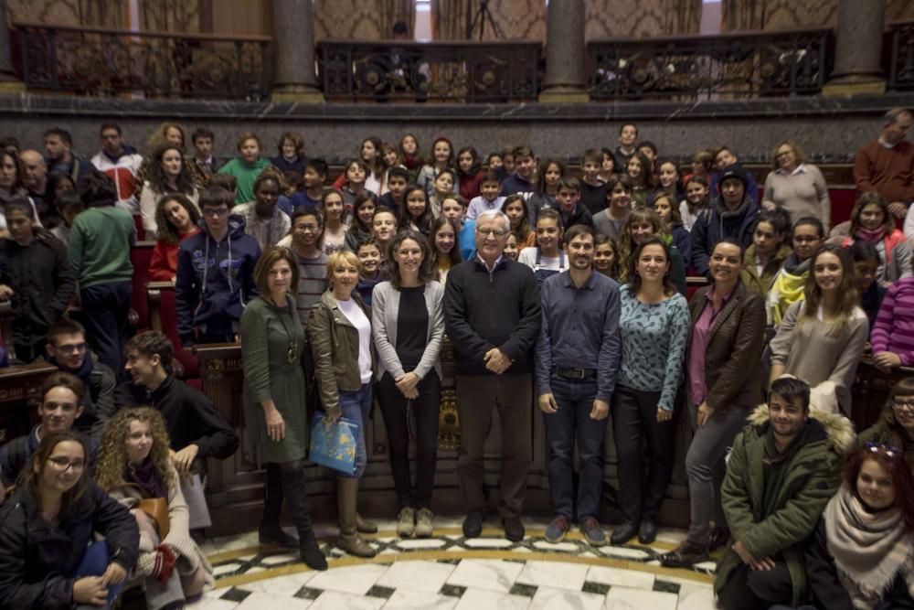 Pleno infantil en el Ayuntamiento de València