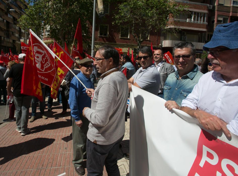 Los sindicatos convocan una manifestación para pedir empleos decentes y un equilibrio presupuestario para las jubilaciones