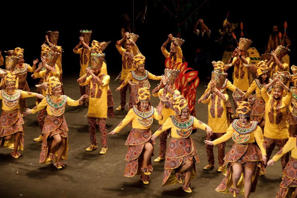 Primera jornada del concurso de charangas en el Teatro Jovellanos