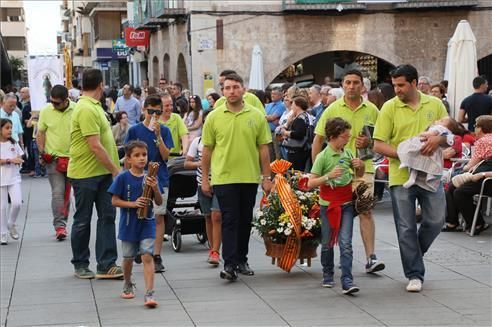 Ofrenda de flores a Sant Pasqual en Vila-real