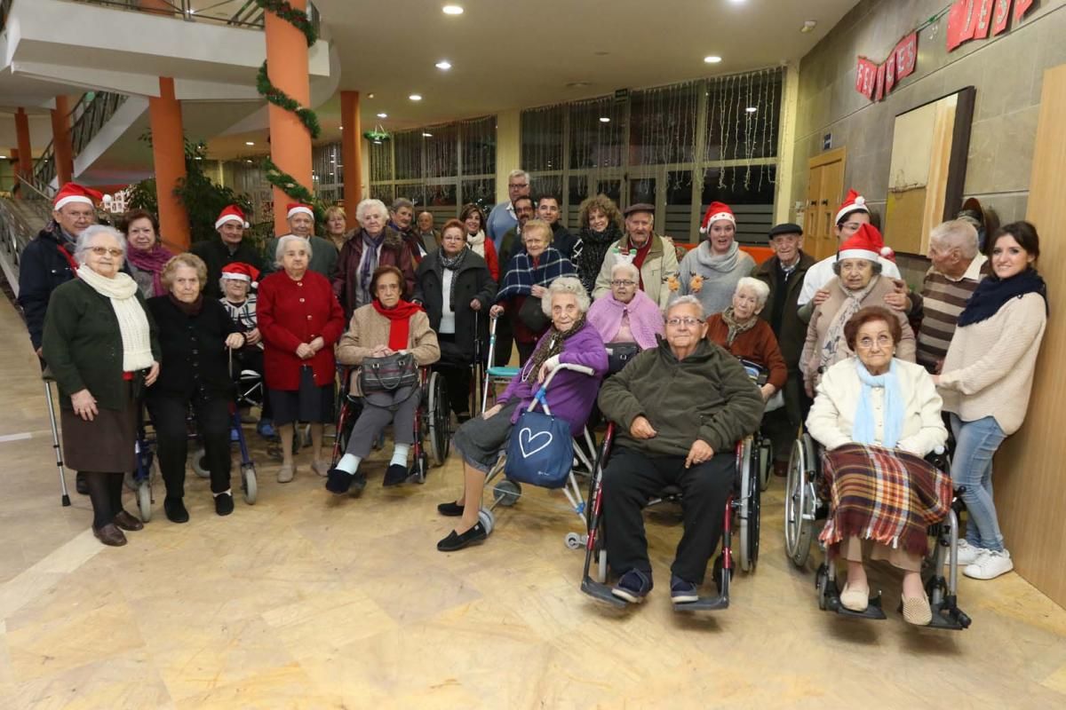 Los Taxistas ponen corazón a la Navidad