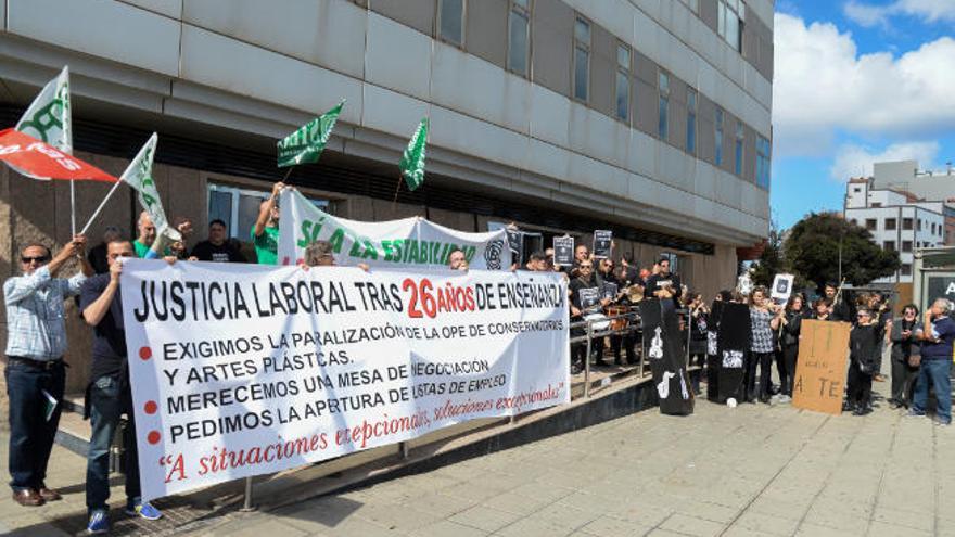 Protesta sindical ante la sede educativa de la capital grancanaria, en una imagen de archivo