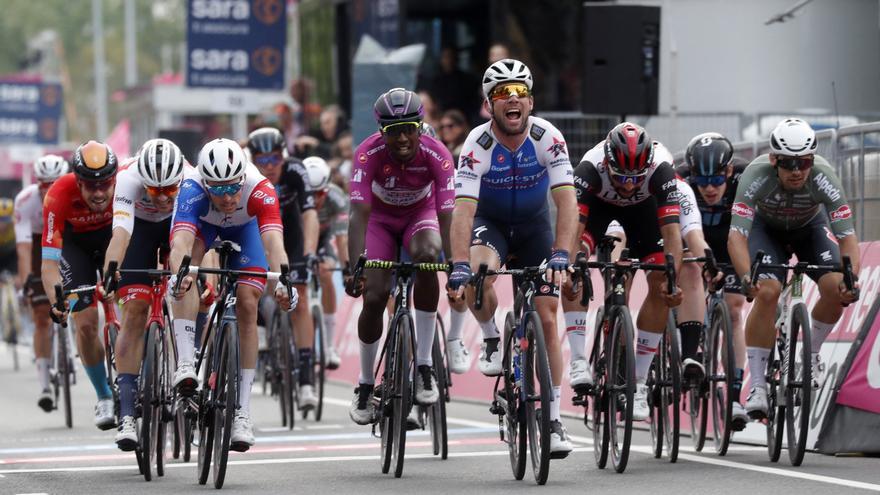 Mark Cavendish engrandece su leyenda en el Giro