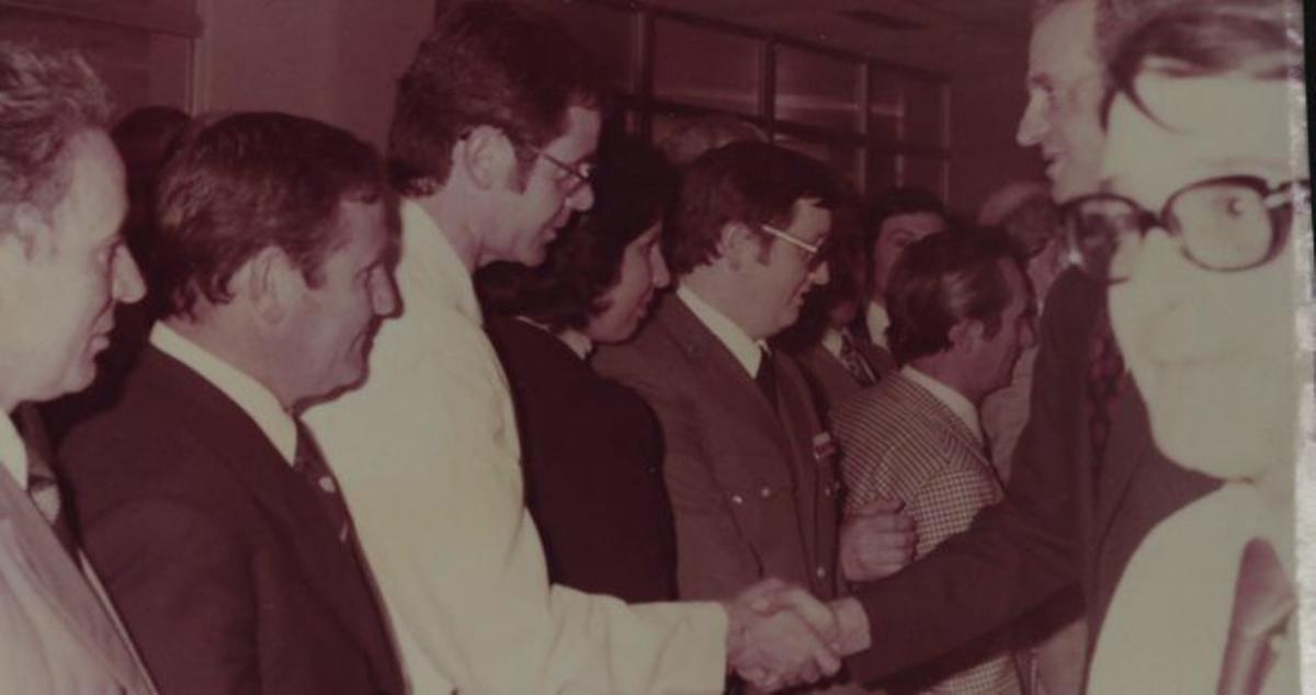 Rafael Luis  García, esta  semana, en  el parque del  Muelle de Avilés. | Mara villamuza