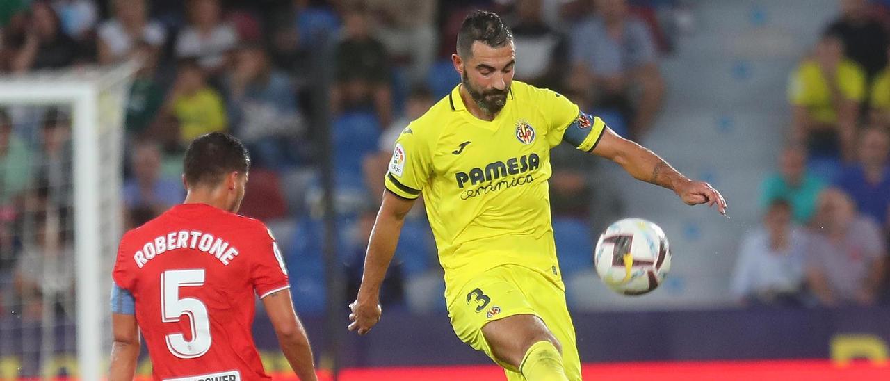 Raúl Albiol  jugó en el Valencia de la 2005/06 a la 2008/09.