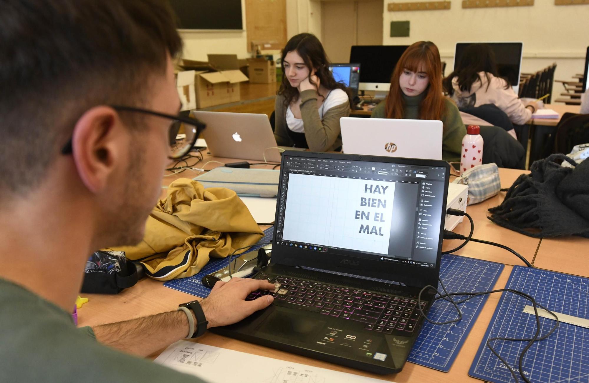 Así lucen las clases de la Escuela Superior de Diseño de la Región en la Facultad de Medicina de la UMU