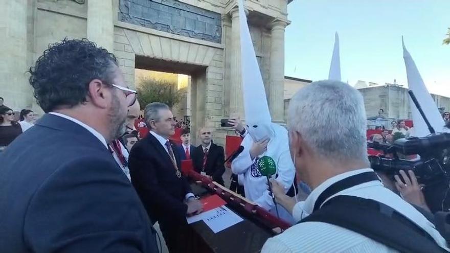 Presentación al Pueblo pide la venia para entrar en carrera oficial por primera vez