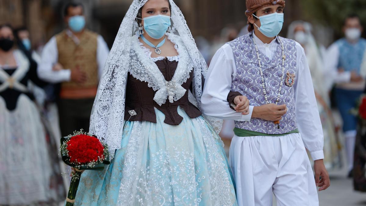 Búscate en el segundo día de Ofrenda por la calle Caballeros (entre las 18.00 y las 19.00 horas)