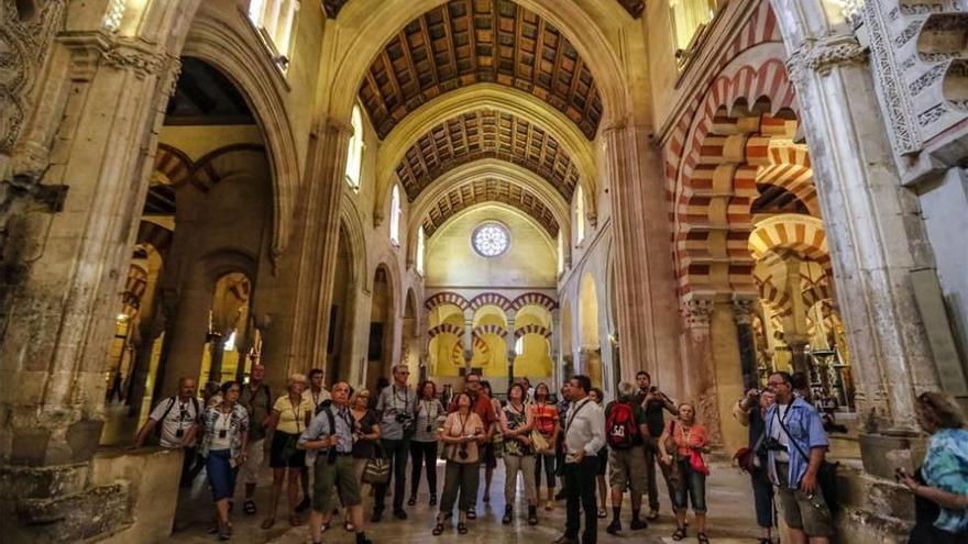 La alcaldesa no cree que la clave del impacto de la Mezquita sea la gestión exclusiva