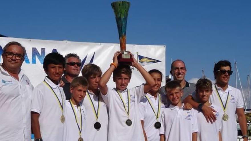 Equipo de Jávea ganador del trofeo