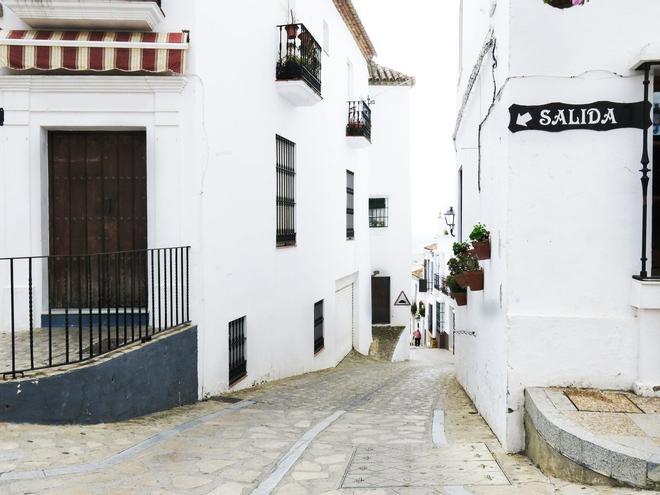 Zahara de la Sierra, Cádiz, Los 5 pueblos blancos más bonitos de Cádiz