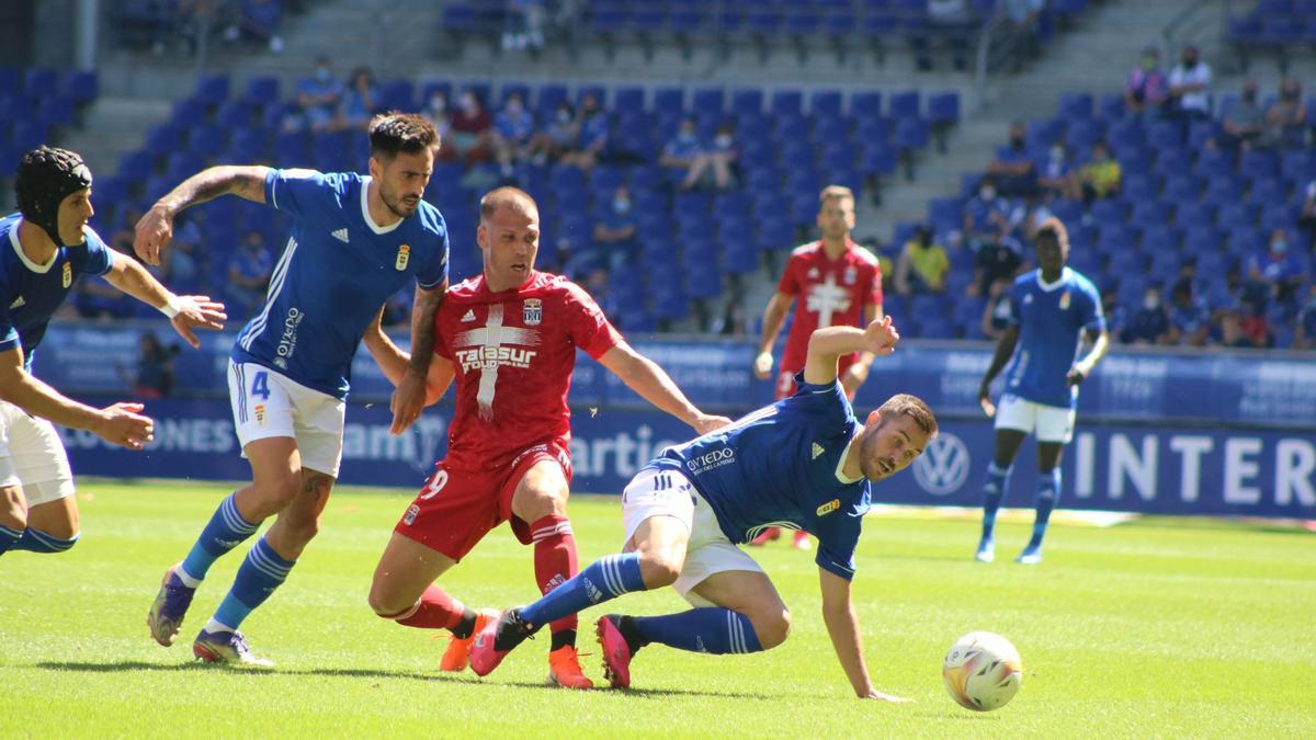 Ortuño en el partido frente al Real Oviedo