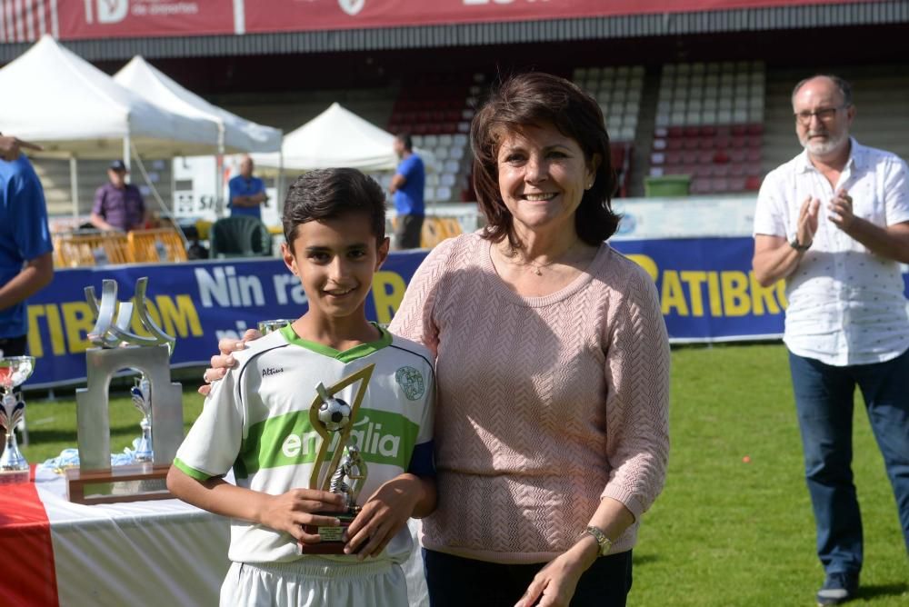 Los celestes vencen por la mínima al Pabellón Ourense en una bonita final