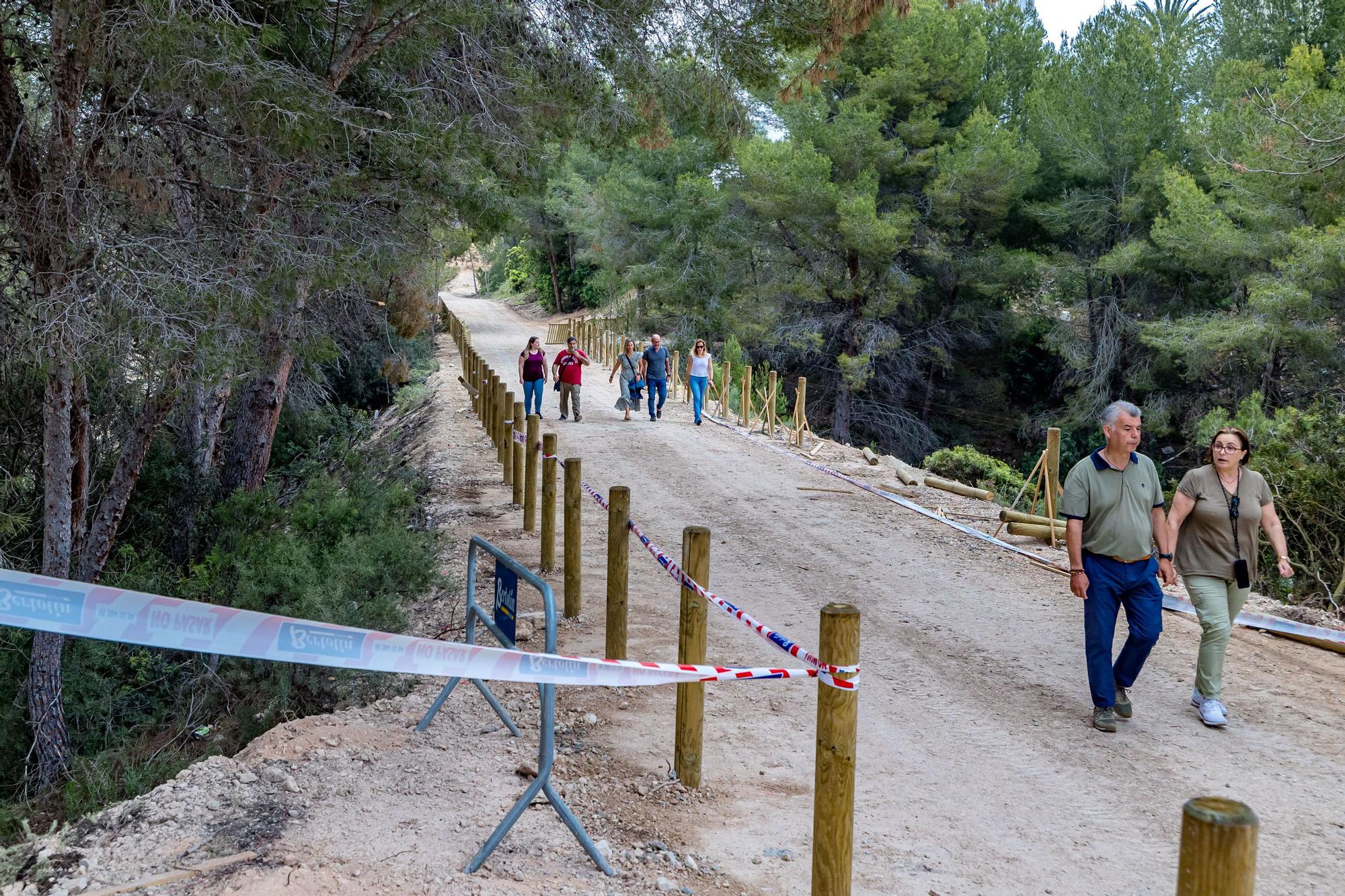 El Moralet de Benidorm: de vía del tren a 17 kilómetros de senderos. Las obras de mejora medioambiental de este pulmón verde avanzan a buen ritmo y podrían terminarse antes del plazo estipulado | La actuación abarca una superficie aproximada de un millón de metros cuadrados.