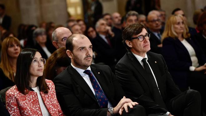 Núria Parlon, Albert Dalmau y Salvador Illa en el acto sobre la reforma de la administración pública.