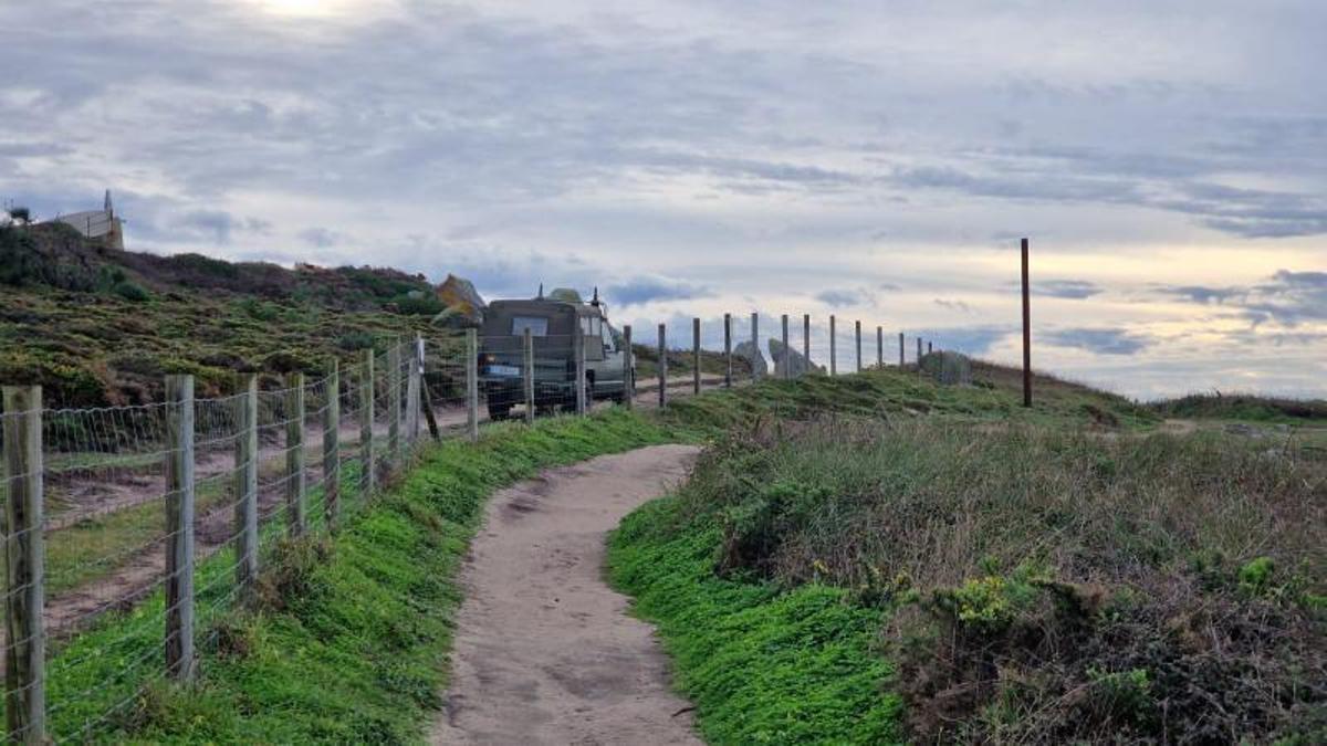 Un recorrido con encanto, sobre acantilados y con vistas al océano