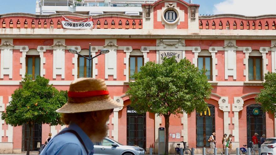 Revive la mascletà a cargo de la pirotecnia Tomás