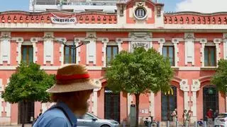Una franquicia de comida rápida ocupa la mítica aceitera de los Casanova