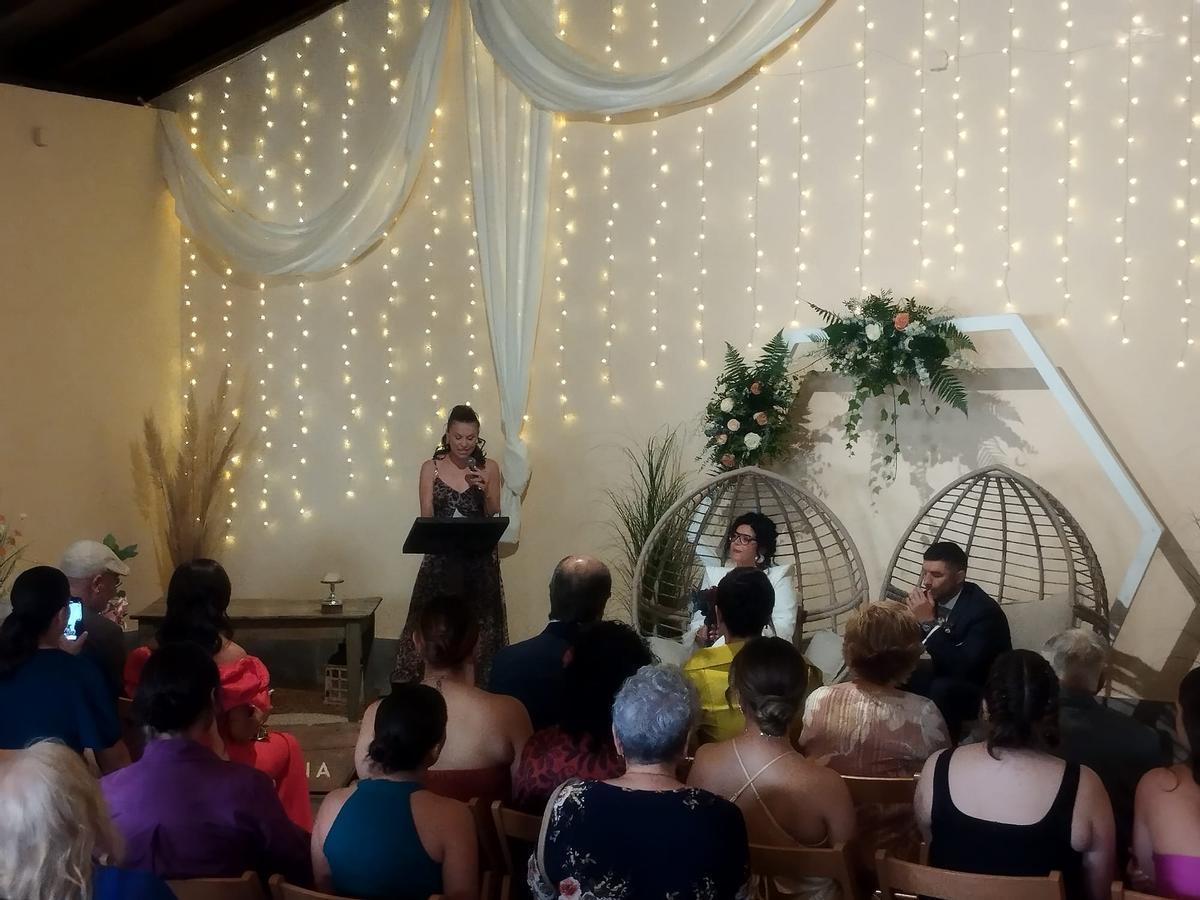 La boda de dos mejores amigos, Sara y Bruno, en Llanera, en imágenes