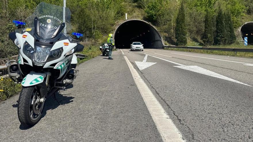 &quot;Cazados&quot; dos conductores a casi 200 km/h por un túnel de Mieres con solo unos segundos de diferencia