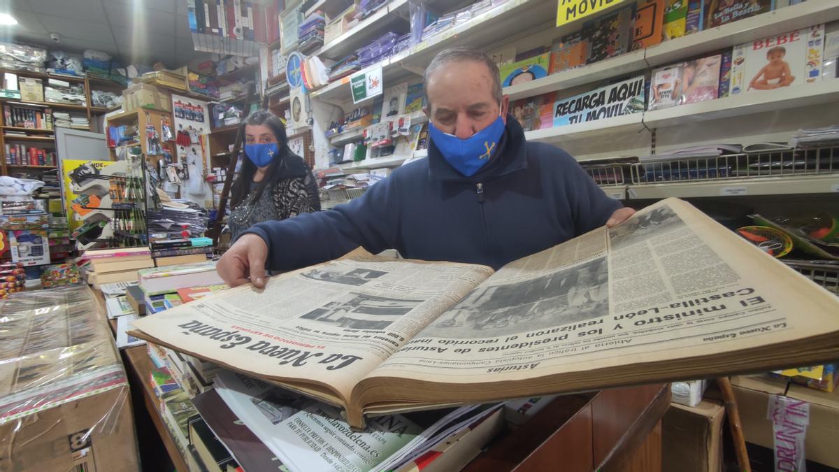 La librería más antigua de Asturias, en Pola de Lena, busca nuevos propietarios