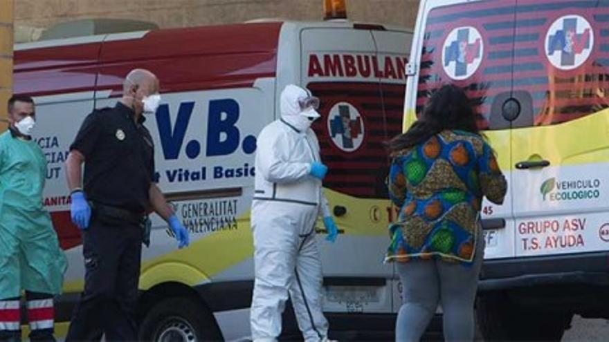 Sanidad aísla a un posible enfermo de ébola en el Hospital de Sant Joan